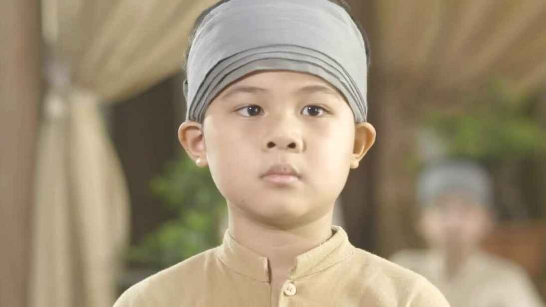 Diễn viên nhí Doãn Đức Huy đóng vai Nguyễn Du lúc 6 tuổi
